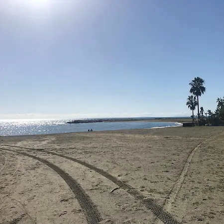 Apartment Huzav Beachfront Villa, Puerto Banus,