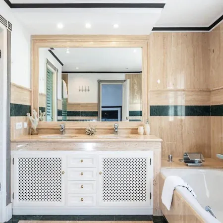 Huzav Beachfront Villa, Puerto Banus, * Marbella