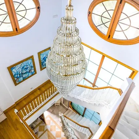 Huzav Beachfront Villa, Puerto Banus,
